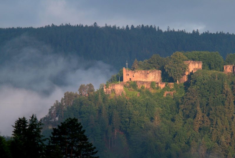 Burgruine Hohenschramberg, Schramberg, Germany